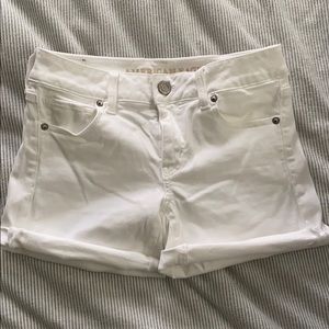 AE white midi short